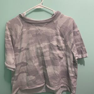 Grey and white camouflage cropped shirt